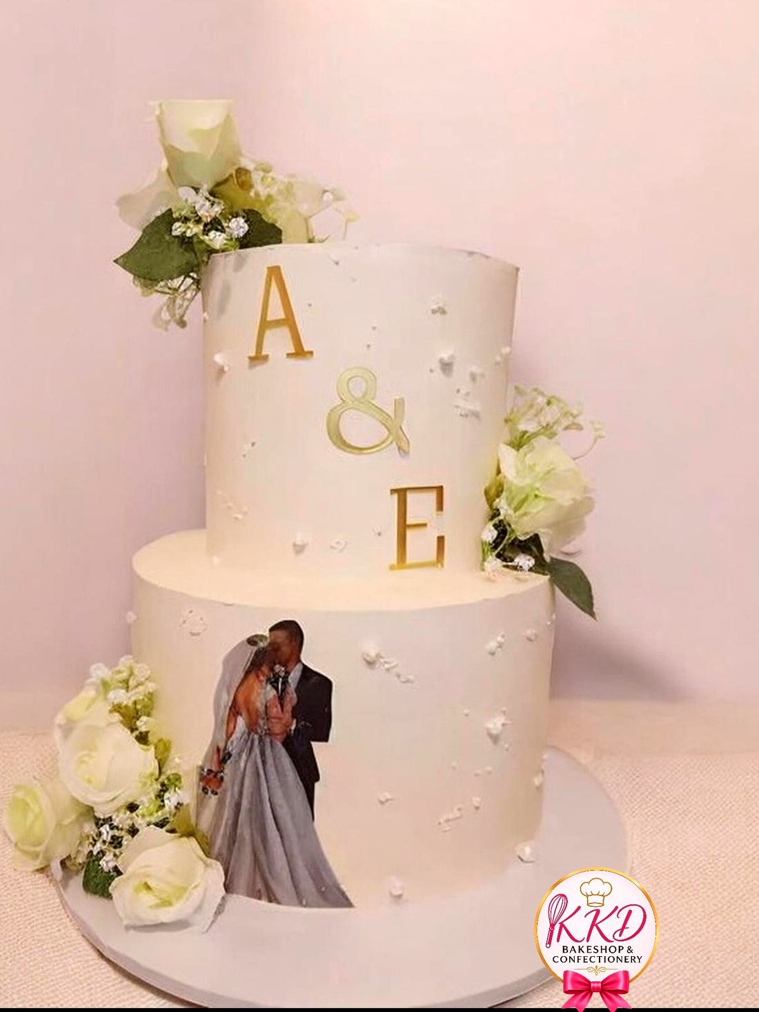Bespoke, tiered and wedding cakes